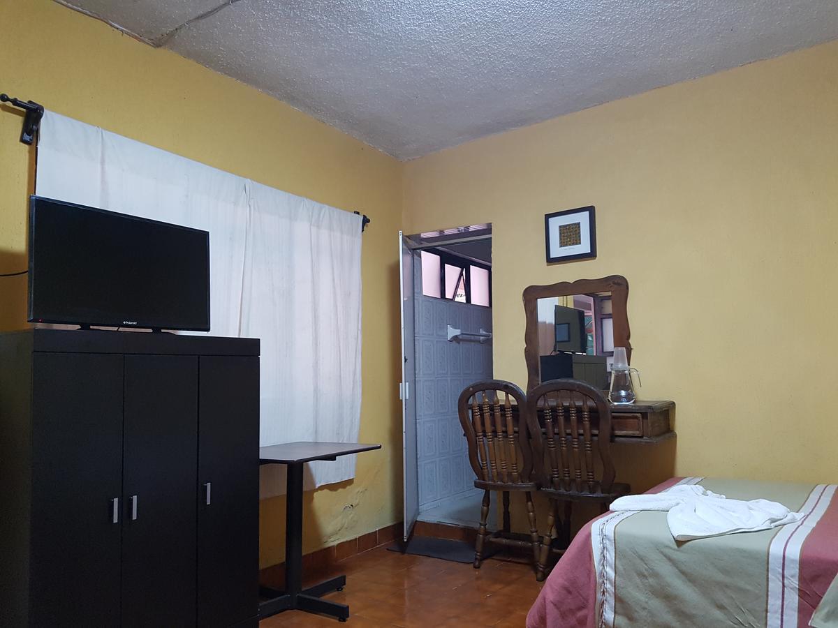 Hotel Nuevo Cupatitzio Uruapan  ภายนอก รูปภาพ