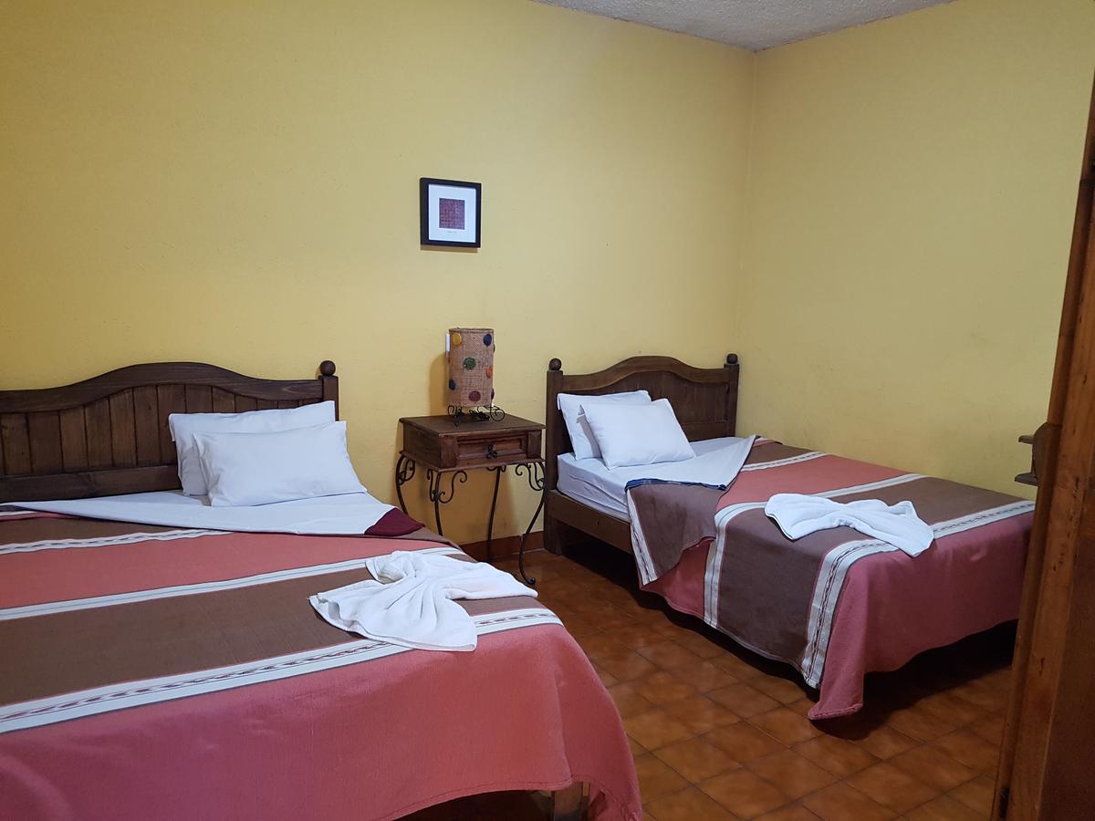 Hotel Nuevo Cupatitzio Uruapan  ภายนอก รูปภาพ