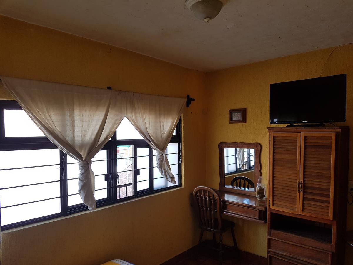 Hotel Nuevo Cupatitzio Uruapan  ภายนอก รูปภาพ
